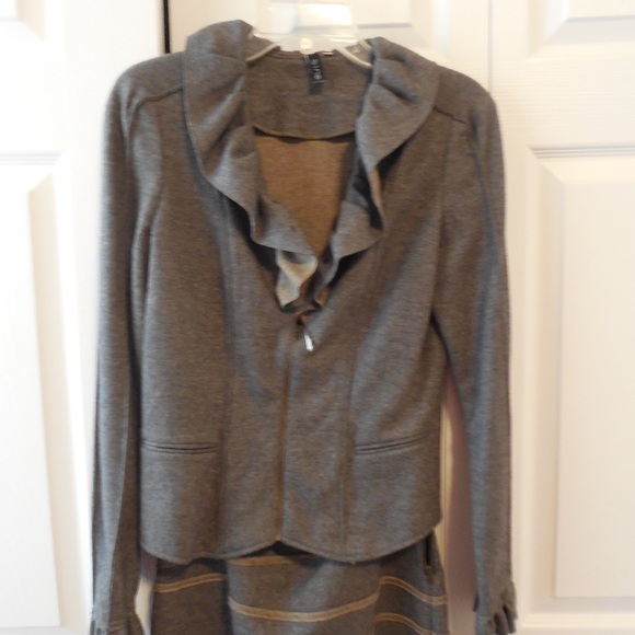 Sine charcoal grey suit - Picture 5 of 6